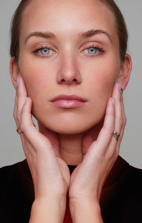 Modelkartei Frauen Frankfurt MarleneM4Hand Bild: 1