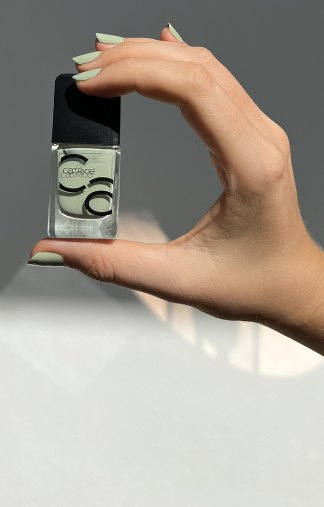 CaraElisa8bodyparts-05